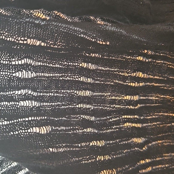 Torrid Black Textured Shrug Cropped  Cardigan Size 2X - Picture 8 of 9